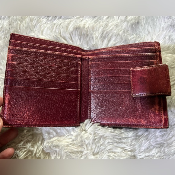 GUCCI authentic monogram VINTAGE RED Bifold wallet w/ pyramid studs GUC!!! - Picture 4 of 10